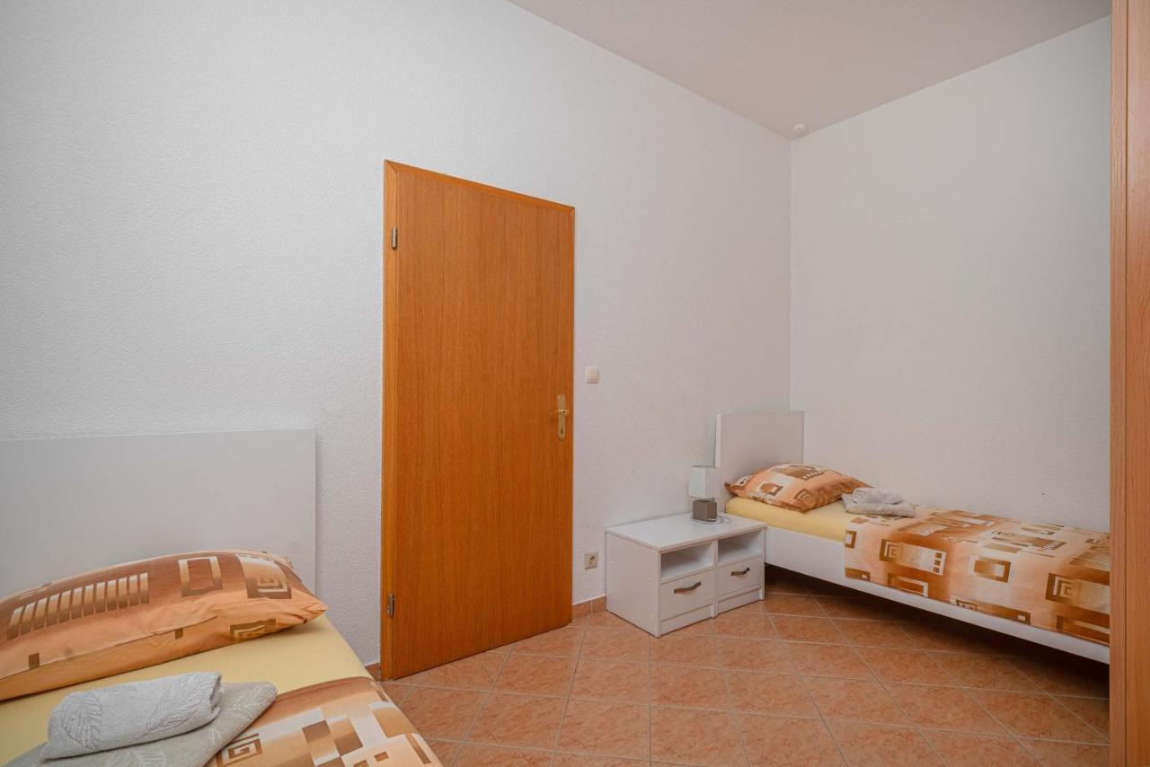Apartments Miskovic Vodice Eksteriør bilde