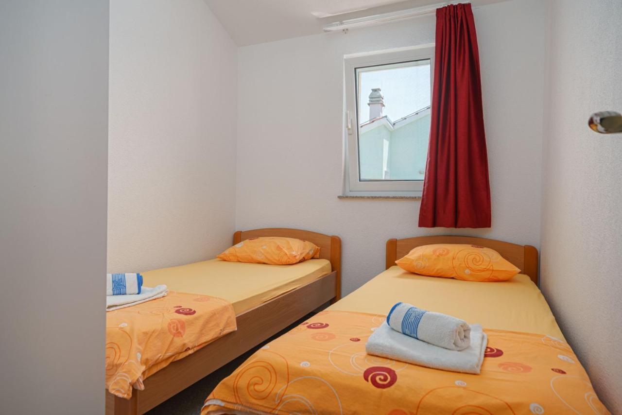 Apartments Miskovic Vodice Eksteriør bilde