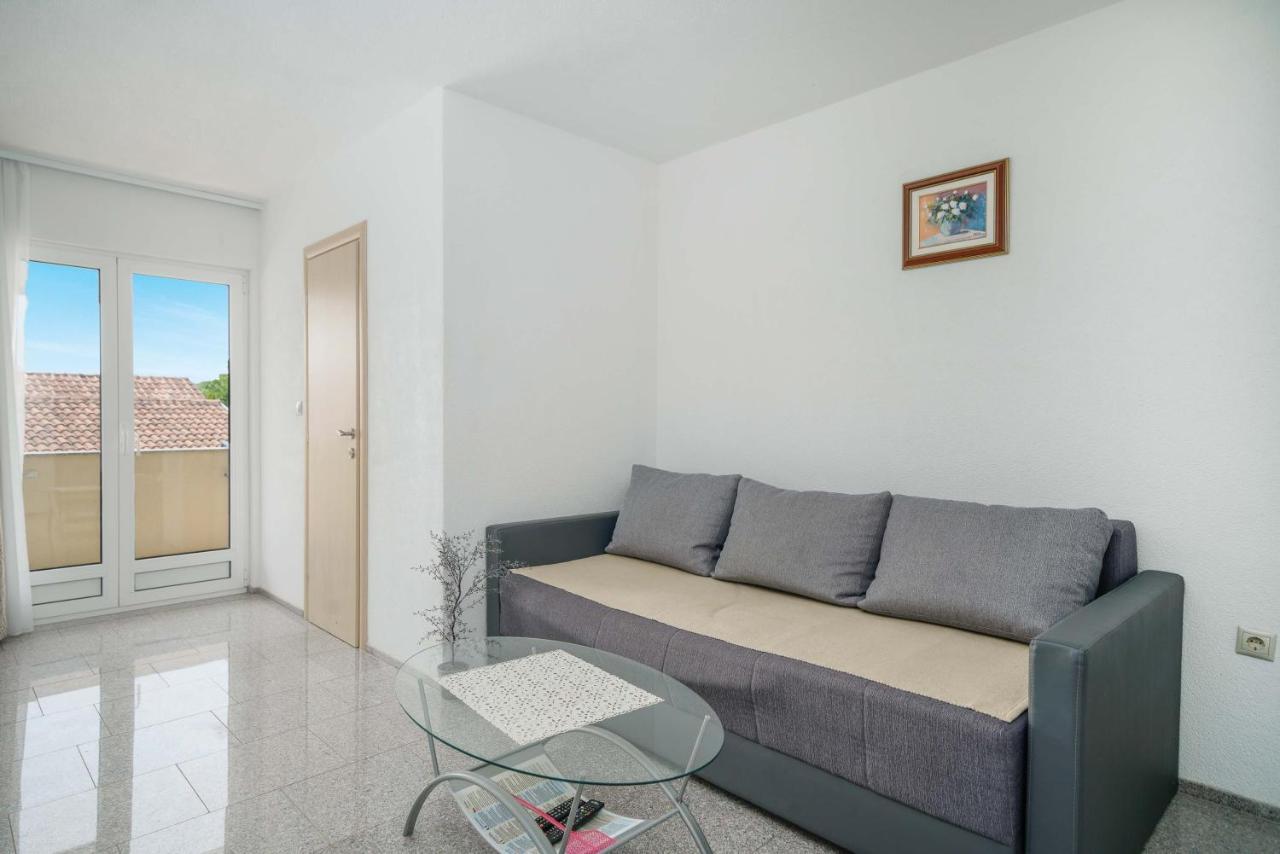 Apartments Miskovic Vodice Eksteriør bilde