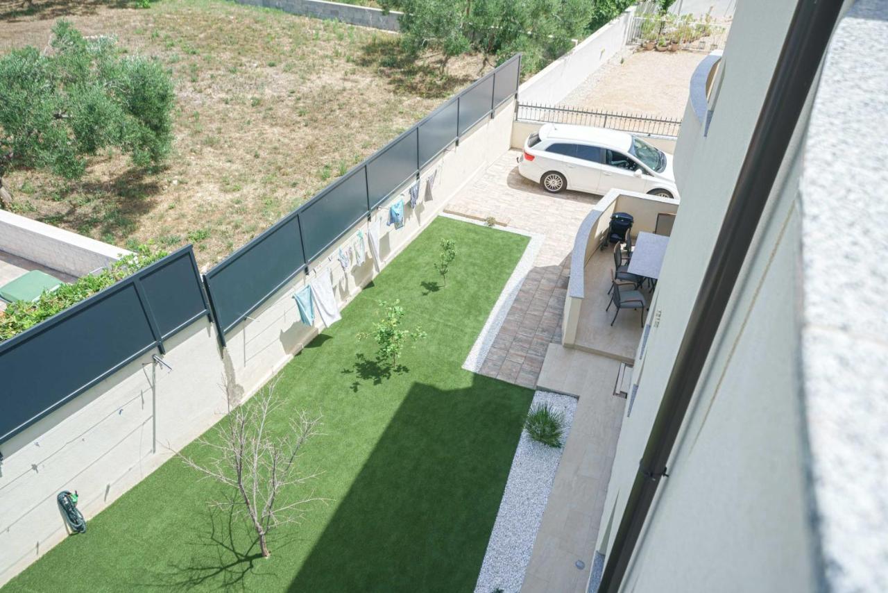 Apartments Miskovic Vodice Eksteriør bilde