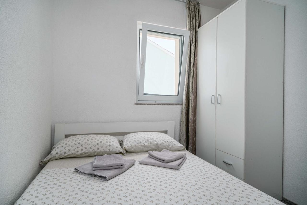 Apartments Miskovic Vodice Eksteriør bilde