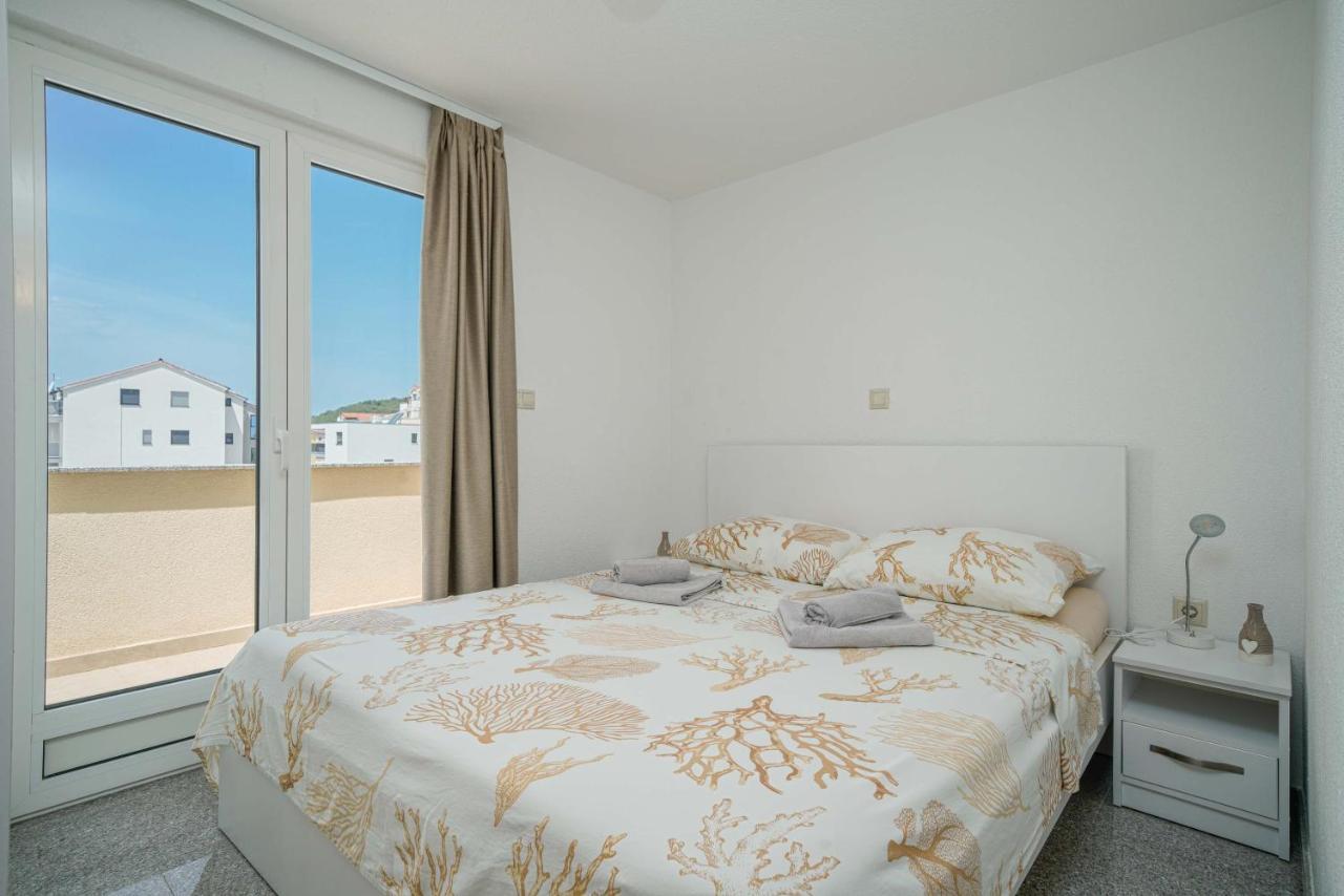 Apartments Miskovic Vodice Eksteriør bilde