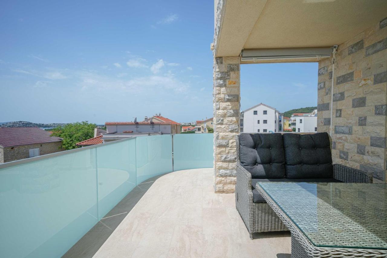 Apartments Miskovic Vodice Eksteriør bilde