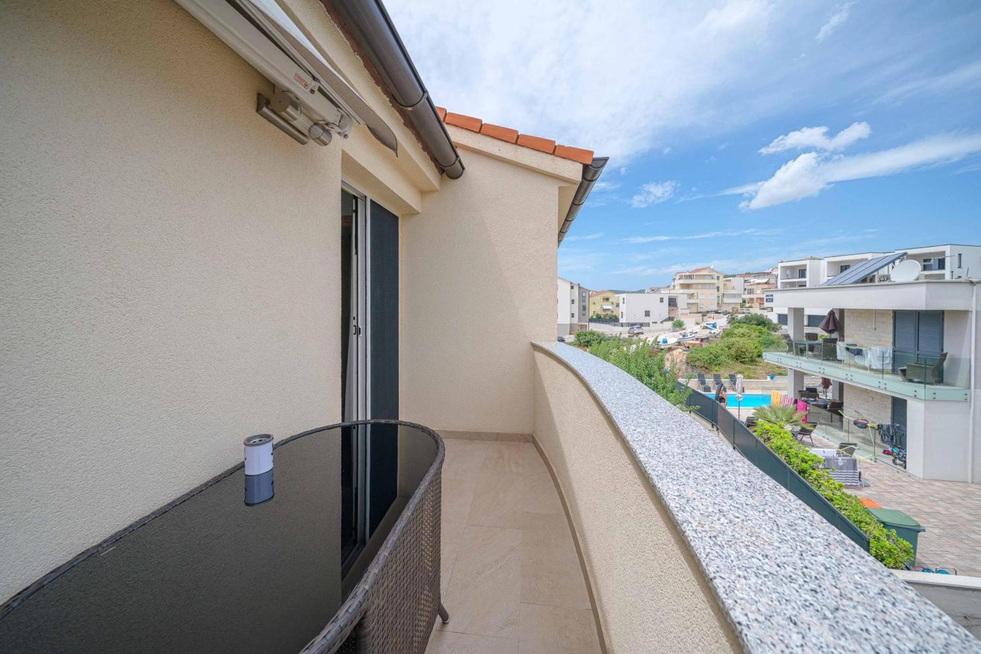 Apartments Miskovic Vodice Eksteriør bilde