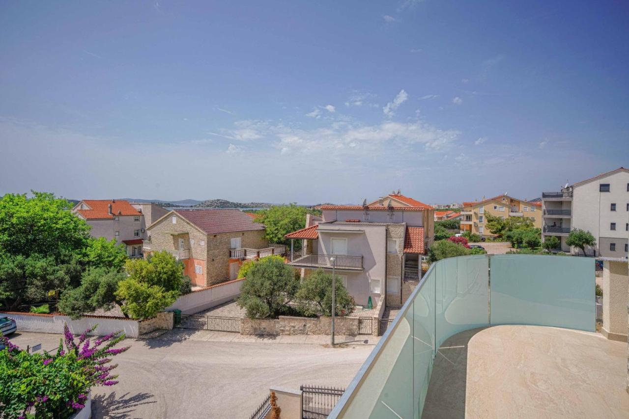 Apartments Miskovic Vodice Eksteriør bilde